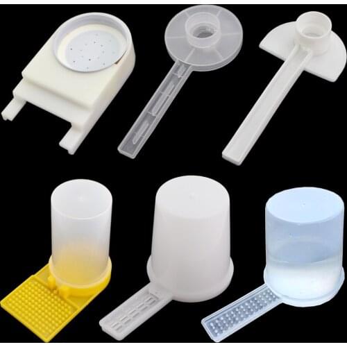 Beehive Beekeeper Bee Feeder Plastic Water Drink Feeding Fountains Bowl Cup Drinker Bottles Beekeeping Apiculture Honey Tool