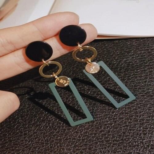 Classical Geometric Rectangle Acrylic Dangle Earrings for Women Fashion Joker Long Metal Earrings Jewelry