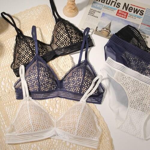 Vintage French Sexy Lace Underwear Female Triangle Cup Thin Section Big Breasts No Steel Ring Small Chest Bra Set Winter