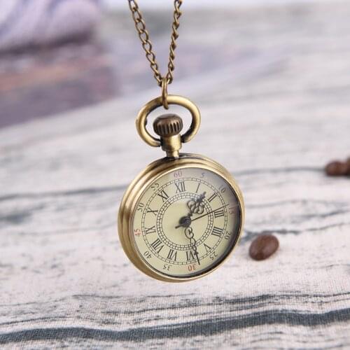 Small Pocket Watch Necklace Pendant Vintage Simple Style Steampunk Beige Dial Roman Numbers