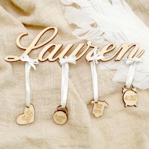 Custom Wooden Baby Shield Sign with names and date, Baby Shower gift birth, Wall Hanging decoration ,Wall lamp Kinderzimmerdeko