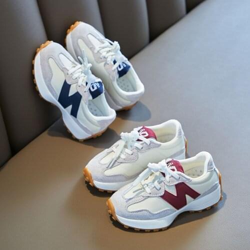 2021 Classic Casual Childrens Shoes Cool Running Sport Shoes Boys and Girls Outdoor Walking Shoes Kids Sneakers Baby XZ121