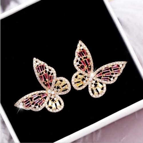New Hot Sale Luxury Baguette Cubic Zircon Stud Earrings for Women Fashion Mutilcolor Pink Butterfly Ear Wedding Jewelry Gift