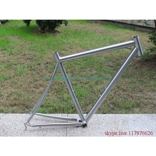 Titanium road bicycle frame with 44mm head tube and normal dropouts BSA thread BB shell