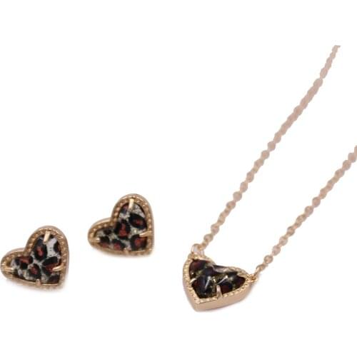 2020 New Fashion Black Tone Small Faceted AB Dichroic Crystal Stone Pendant Necklace for Women