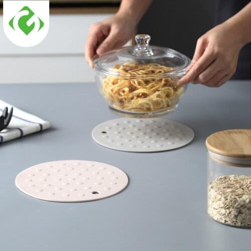 1 Pcs Round Heat Resistant Silicone Mat Drink Cup Coasters Non-slip Pot Holder Table Placemat Kitchen Accessories