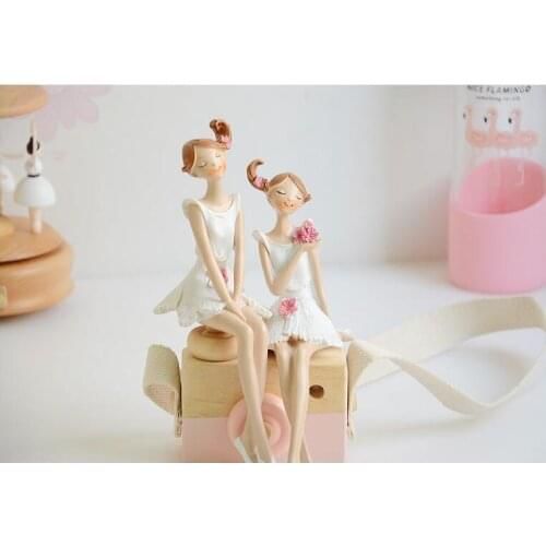 2pcs/set Home Decoration Accessories Pastoral Elegant Flower Angel Figurines Resin Crafts Fairy Garden Christmas gift 0574