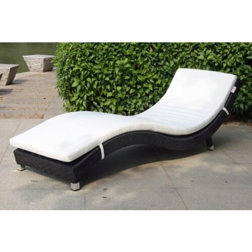 New design Outdoor luxury brown rattan sun loungers SG-178C