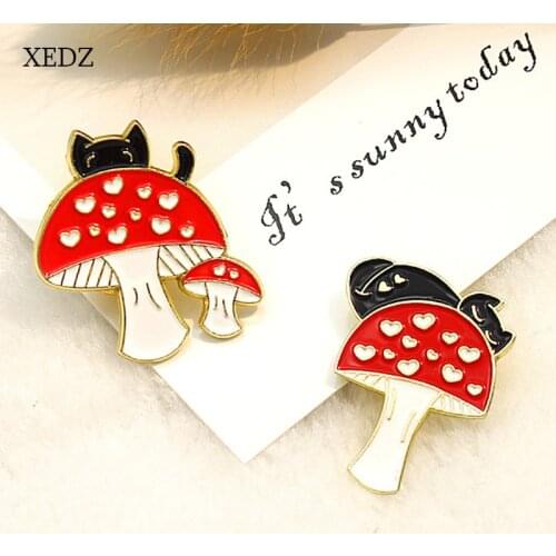 XEDZ Black Cat Red Mushroom Enamel Brooch Cartoon Children Plant Lazy Cat Badge Clothing Backpack Jewelry Gift