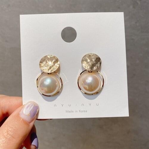 Exknl Vintage Metal Korean Women Drop Earrings Jewelry Round Big Gold Color Simulated Pearl Fashion Dangle Earrings for Women