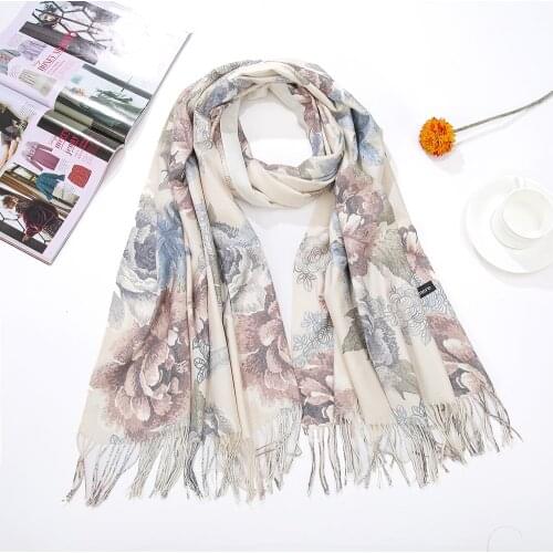 CZHCQQ Women Pashmina Scarf Flower Blanket Luxury Women Plaid Scarf Cashmere Silk Holiday Winter Poncho Luxury Brand