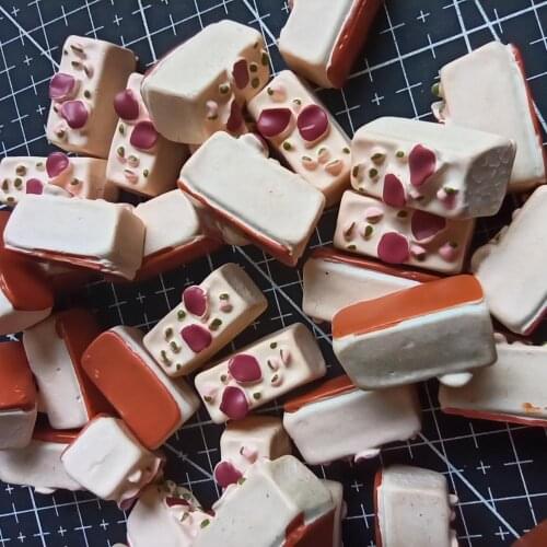 1pcs/lot resin flatback delicious bread 20mm Jewelry Mobile Phone Hairpin Headwear DIY Accessories