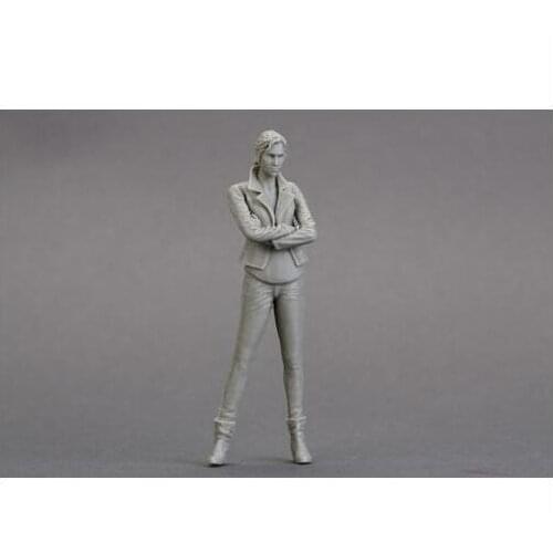 New Unassembled 1/18 90mm long hair girl standing 90mm Resin Kit DIY Toys Unpainted resin model