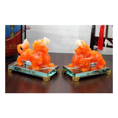 Two unicorn Animal PI xiu put a large pair of kaiguang fengshui town residence treasure pot Kylin imitation jade leather handic