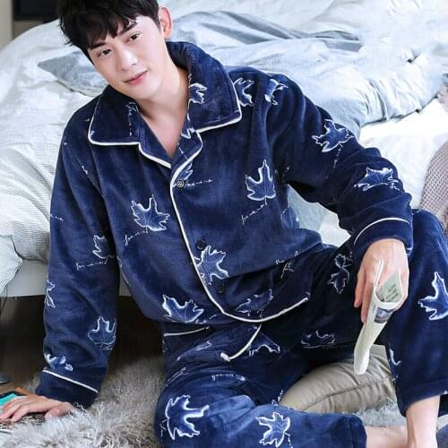 H5892 Men Pajamas Set Thickened Coral Fleece Maple Leaf Print Sleepwear Autumn Winter Flannel Korean Loose Long Sleeve Nightwear