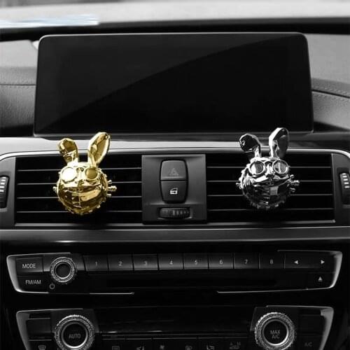 Cool Fashion Perfume Scent Creative Rascal Rabbit Pattern Car Air Freshener Good Smell Special Car Fragrance Car Vent Diffuser