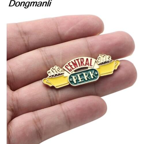 P2961 Dongmanli Friends TV Show Enamel Pin Brooches Cartoon Creative Metal Brooch Pins Badge Jewelry