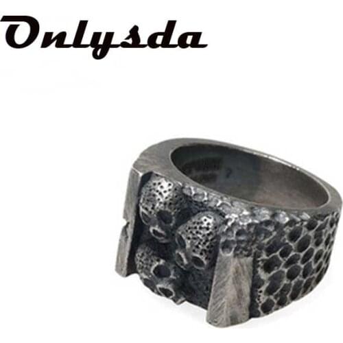 Wholesale Vintage 316L Stainless Steel Cool Three Skull Mens ring Punk Rock Biker Jewelry Christmas Halloween Man Gife OSR606