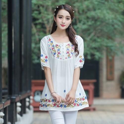 2021 Summer Vintage Female Ethnic Mexican Embroidery Retro Floral Loose Tops Boho Hippie Cotton Batwing Women Blouse Blusa