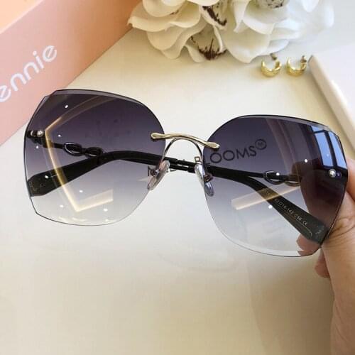 Luxury Designer Sun Glasses For Women square oversized Shades Crystal Cutting Gradient Rimless Sunglasses Female Summer Eyewear