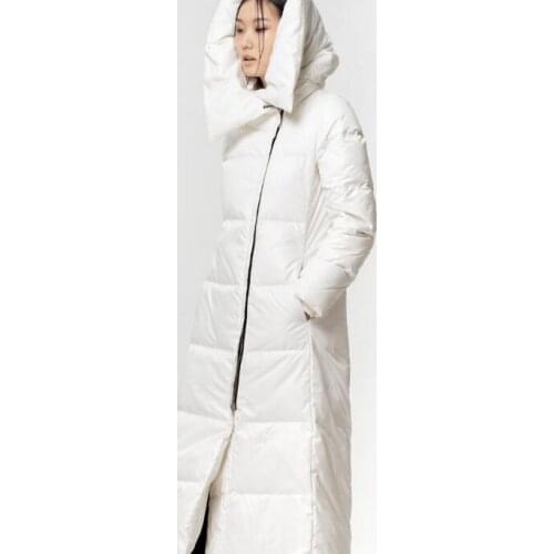 Large Collar Women Warm Winter Down Coat Loose Fitting Hooded 90% Duck Women Down Coat Jackets 2018 New Fashion