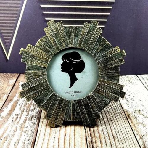 Victorian Style Photo Frame Nordic Hanging Wall Decoration Round Retro Picture Frame 4inch