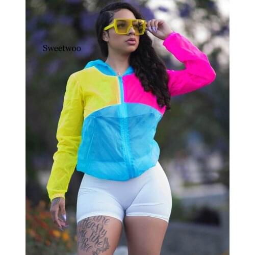 2020 women hot sale fashion reduction of age casual movement style outwear long sleeve hooded collar outwear