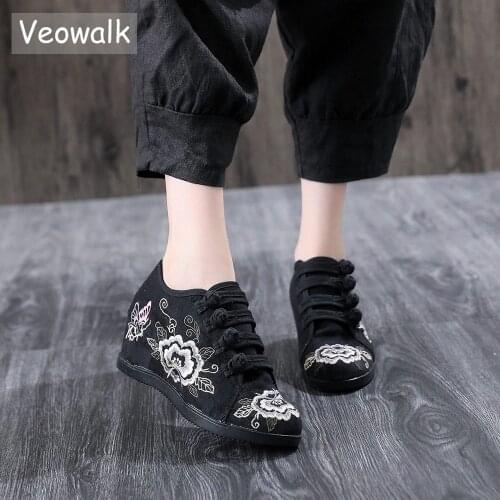 Veowalk Hidden Increased Platform Women Embroidered Canvas Sneakers, Retro Ladies Comfort Creepers Chinese Embroidery Shoes