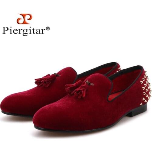 Piergitar new style 2018 Handcraft Men velvet shoes with tassel and spikes designs Prom and Banquet Men loafers mens flats