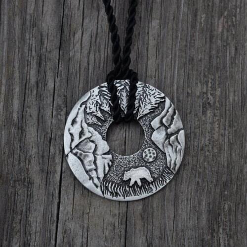 Original Bear Pendant Necklace Deep Forest Natural Jewelry Animal Diameter 46mm Round SanLan