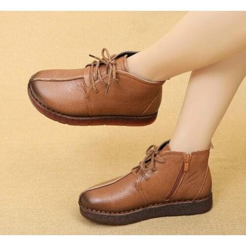 2020 Women Snow Boots Vintage Genuine Leather Fur Winter Warm Ankle Boots For Women Flat Shoes