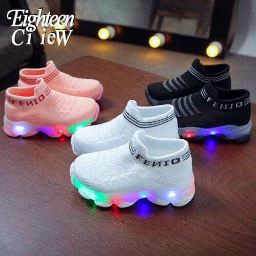 2019 LED Shoes Luminous Sneakers with Light Up Sole Kids Boys Baskets Breatbable Slip-on Shoes Femme Tenis Feminino LED Slippers
