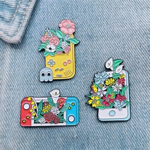 Cartoon Sweet Color Flowers Mobile Game Console Enamel Brooch Plants Alloy Pins Cute Badges Clothes Accessories Women Jewelry