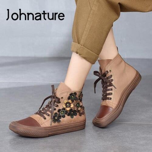 Johnature Genuine Leather Shoes Women Boots Lace-Up 2021 New Autumn Winter Round Toe Floral Retro Flat With Concise Ankle Boots