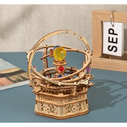 84pcs Rotatable DIY 3D Starry Night Orrery Mechanical Music Box Wooden Model Building Blocks Assembly Music Box Toy Gift