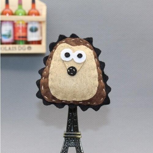 New Hot Children Cartoon Hedgehog Cotton Fabric Brooch Pins Fashion Jewelry Wholesale Bijoux Chirsmas Gift Kids Accessories