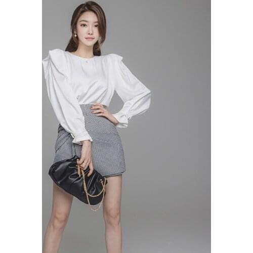 Fashion comfortable new arrival fresh formal women sets temperamental fresh white shirt and plaid short pant elegant wild sets