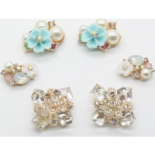 New 10pcs DIY handmade Sewing jewelry accessories button alloy diamond crystal petal wedding design diamond Accessory Variety