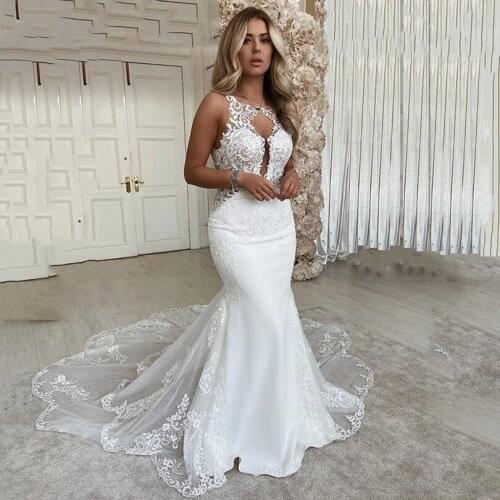 Romantic Mermaid Wedding Dresses Scoop Neck Lace Appliques Bride Dress Open Back Sweep Train Bridal Custom Made