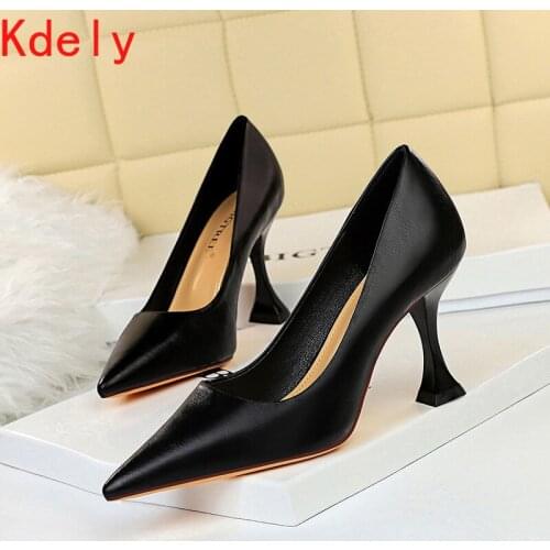 2021 Pointed Toe Women Khaki Pumps 7-9cm High Heels Concise OL Office Lady Spring Autumn Soft Leather Party Wedding Female Shoes