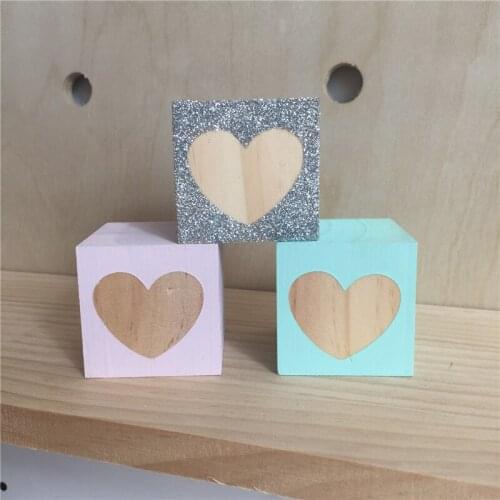 1PC Baby Crib Toy Wooden Heart Block Decoration For Baby Room Non-toxic Photography Unique Painting Original Ornament Cute Decor