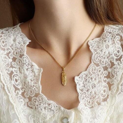 CHUANGU 18K Gold Jesus Queen Oval Clavicle Necklace Pendant Handmade Choker Boho Necklace Jewelry For Women