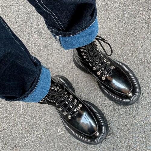 New Handmade Genuine Leather Crossed Tied Chunky Platform Women Boots Mixed Color Rivet Decor Thick Sole Designers Ankle Boots