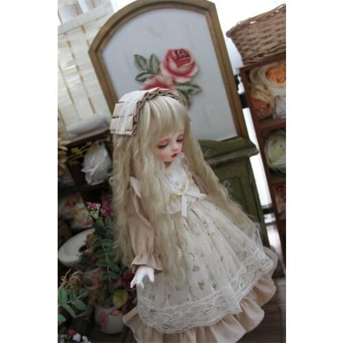 BJD doll clothes Fits to 1/3 1/4 1/6 Blythes Size Beige Princess Gauze Skirt with Minimal Style Doll Accessors (Skirt + Tiar