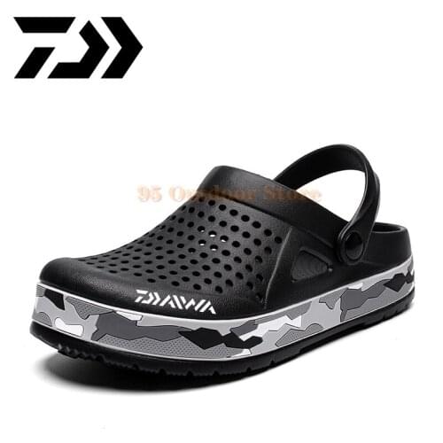 Daiwa Fishing Sandals Summer Leisure Hole Shoes Outdoor Mountaineering Beach Half Slippers Daiwa Men Non-slip Slippers