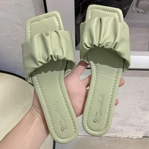Women Shoes Slippers Summer Pleated Upper Fashion Wear-Resistant Office Flat Shoes Summer New Sandy Beach Sandals