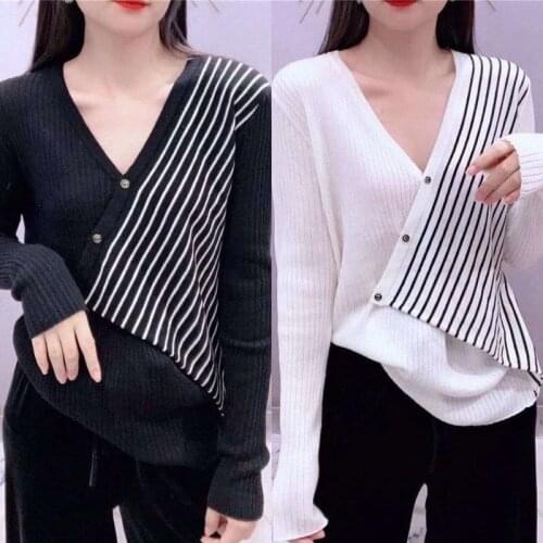 Autumn womens new knitwear top womens long sleeve fashion diagonal stripe Pullover Sweater V-neck open chest