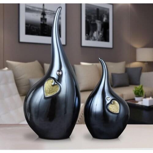 Europe Luxury Home Ceramic Animal Figurines Office Coffee Desktop Fish Elephant Model Ornament Livingroom Vase Wedding Gift Art