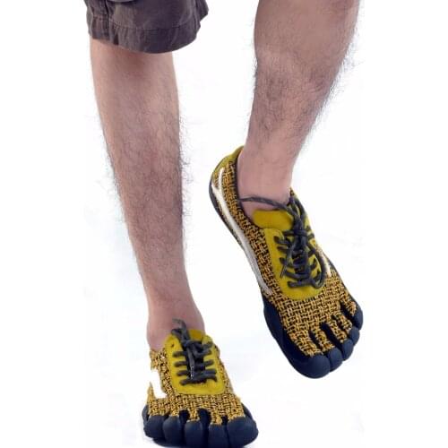 Outdoor mens Linen Five fingers shoes running shoes Breathable quick drying lightweight 5 toes sneakers plus size 44 45