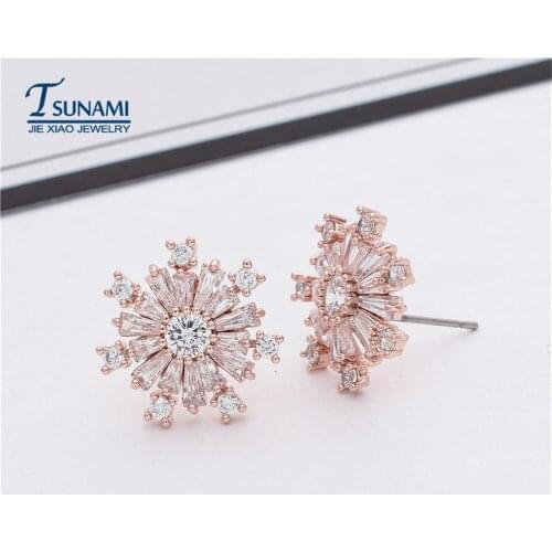 1Pair korean earrings osette of rose gold Suitable for mature female fashion jewelry zircon earrings stud earrings 2018
